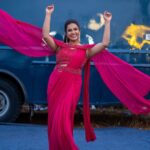 Hari Teja Instagram - I will call it a Mega day❤️ all about last night ..Even Rain couldn’t stop the Storm of mega star… Being a true fan of megastar it’s a dream come true to Host the Pre release event of God father ❤️ Wearing: @justlikethatbyanju Styled by @impriyankasahajananda Photography: @abhinavsagarphotography Jewellery: @kushalsfashionjewellery ❤️