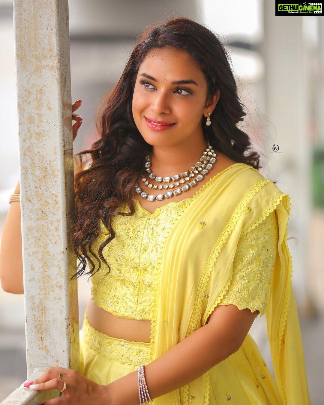 Hari Teja Instagram - For Dhamaka tonight only on Etv … at 7pm .. don’t miss ❤️ outfit: @shriyanibyvaishnavi Pc: @naveen_photography_official ❤️