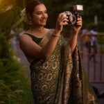 Hari Teja Instagram - 23/09/2022 noted. The best day. Not one , two , three , every one of them is a star. Was Nervous, happy, anxious. It was a dream come true moment. 💕 PS-1 you have my heart💥 Styled by: @impriyankasahajananda Saree: @brandmandir Jewellery: @kushalsfashionjewellery PC: @ekorphotography ❤️