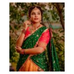 Hari Teja Instagram - Andariki Vinayaka chaviti Subhakanshalu🙏 wearing: @labelvishwa Jewellery: @bcos_its_silver Styled by : @hemamanohar1 PC: @ekorphotography ❤️ #festivevibes #langavoni #shootlife #traditional #love #peace #happiness ❤️