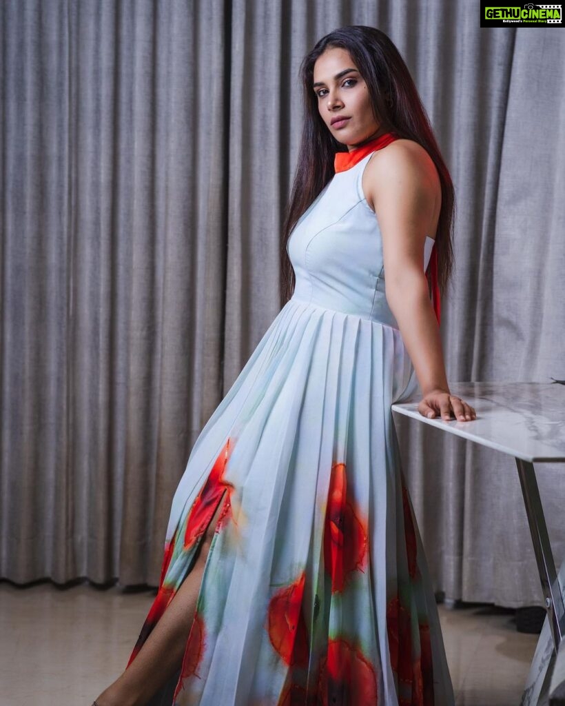 Hari Teja Instagram - Felt cute might not delete ever. 😂 Thank you for your wishes. Also Thank you @gaurinaidu for this amazing amazing dress❤ Pc: @relivevisuals @whoisindrasena ❤