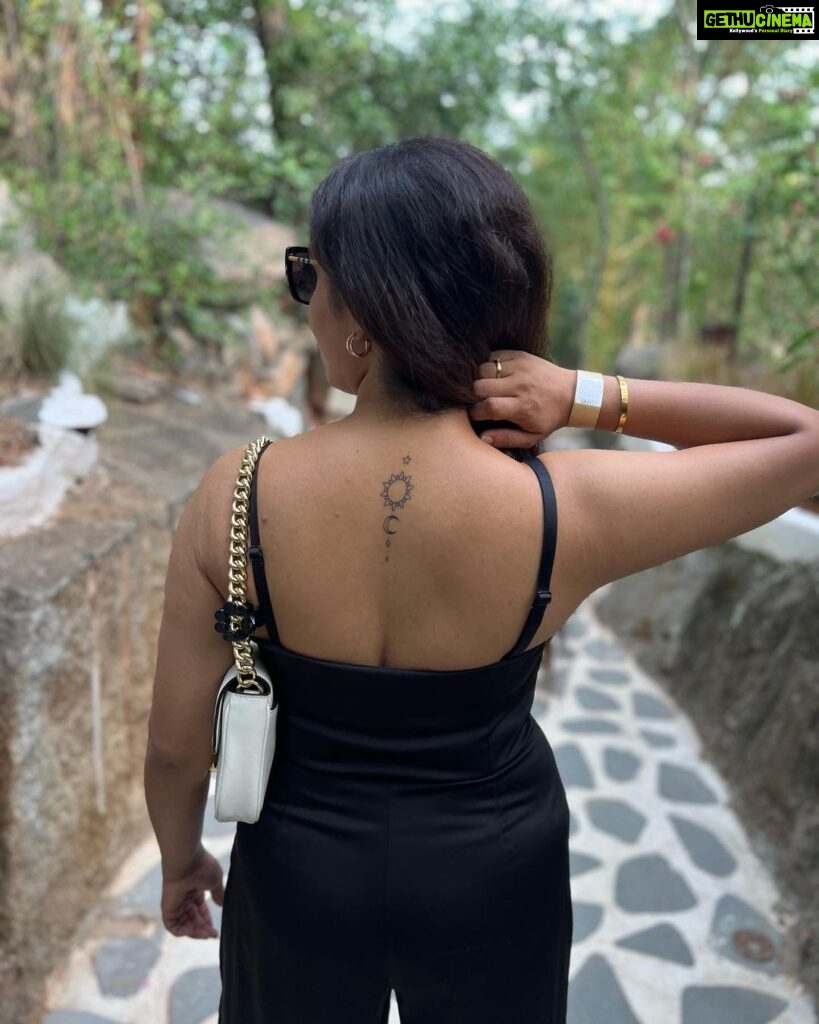 Hari Teja Instagram - I have the universe in me …♥️ #selflove♥️ got inked finally …my first tatto with my forever … @nithya_hari ♥️ #sun #moon #stars #solace #peace ✌️