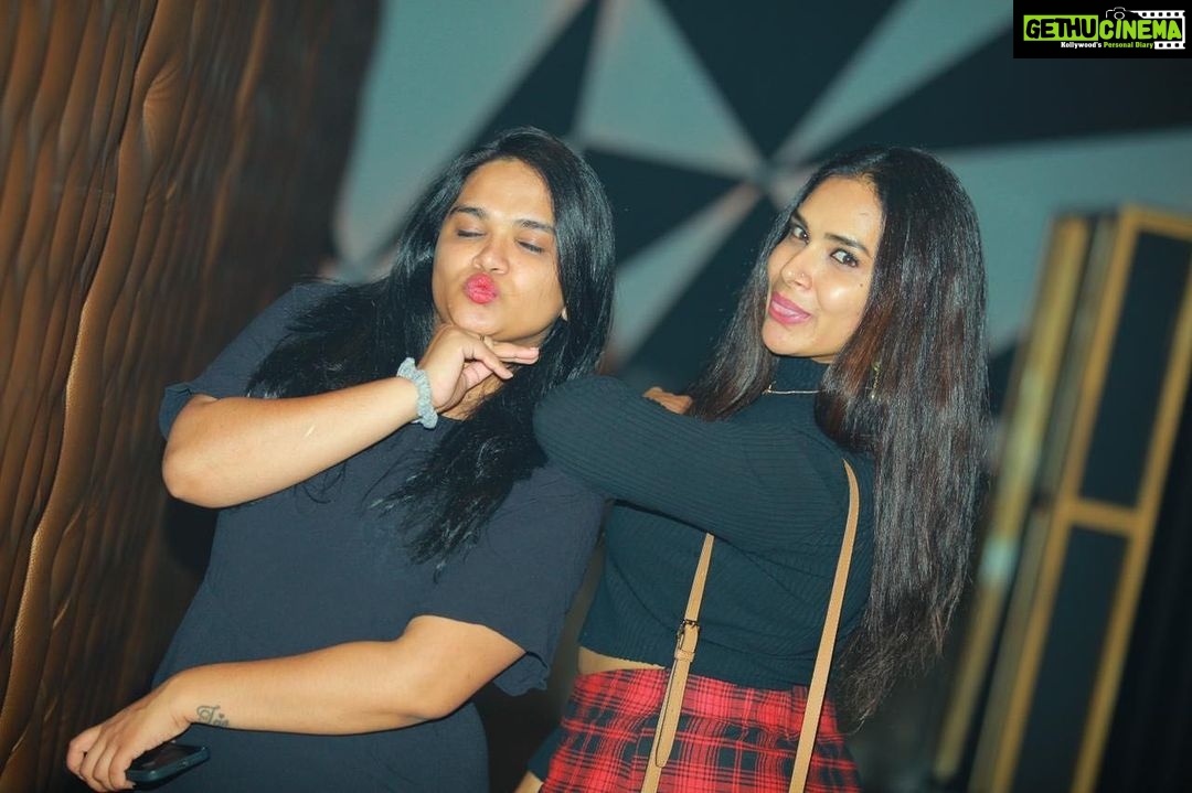 Hari Teja Instagram - Nityammma… I love you .. ❤️ Many more happy returns of the day to the best sister ever ❤️ @nithya_hari