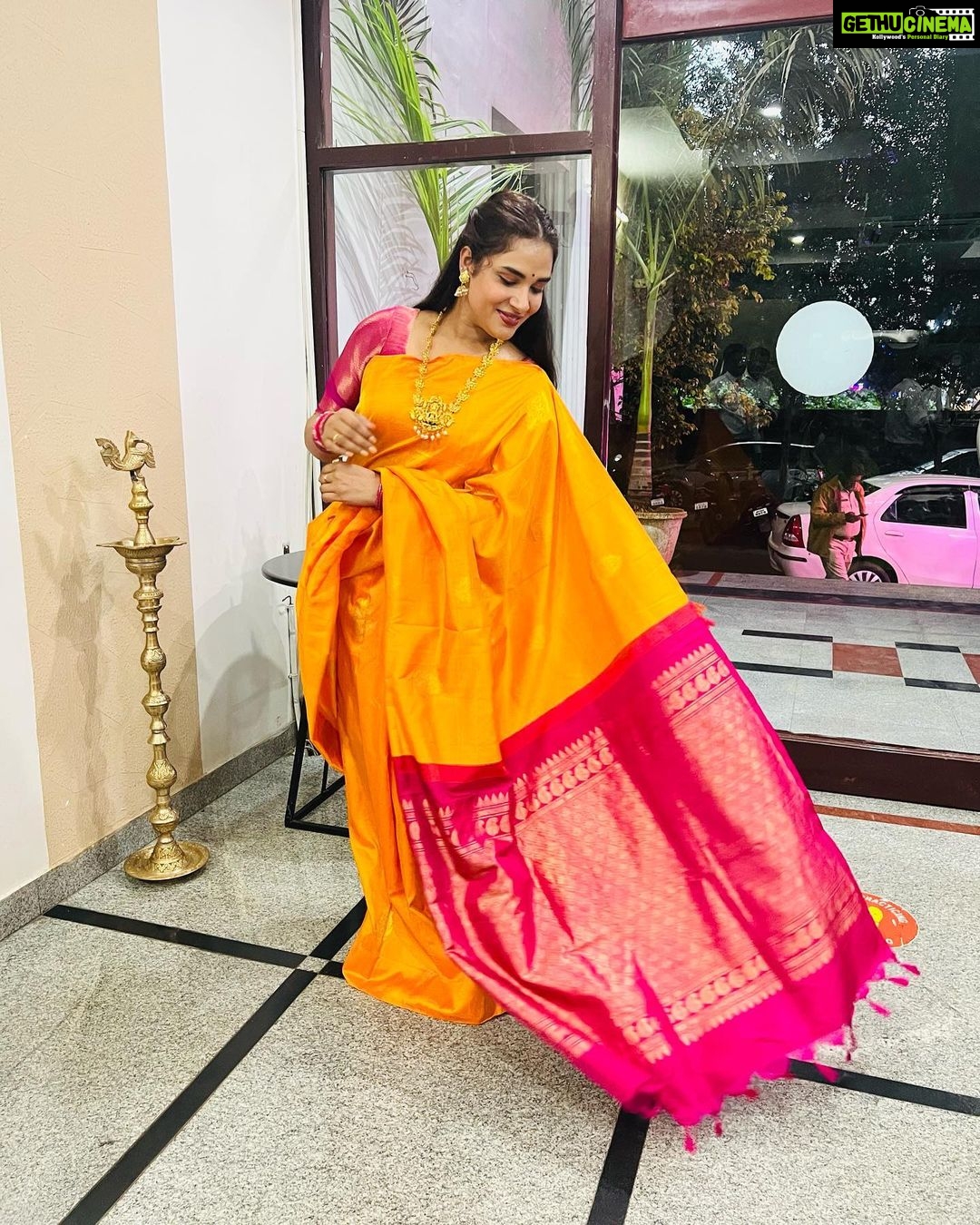 Hari Teja Instagram - All about today❤️ Much love Vijayanagaram… ❤️ #vijayanagaramutsavalu #happiness #music #dance #event #love #peace ❤️
