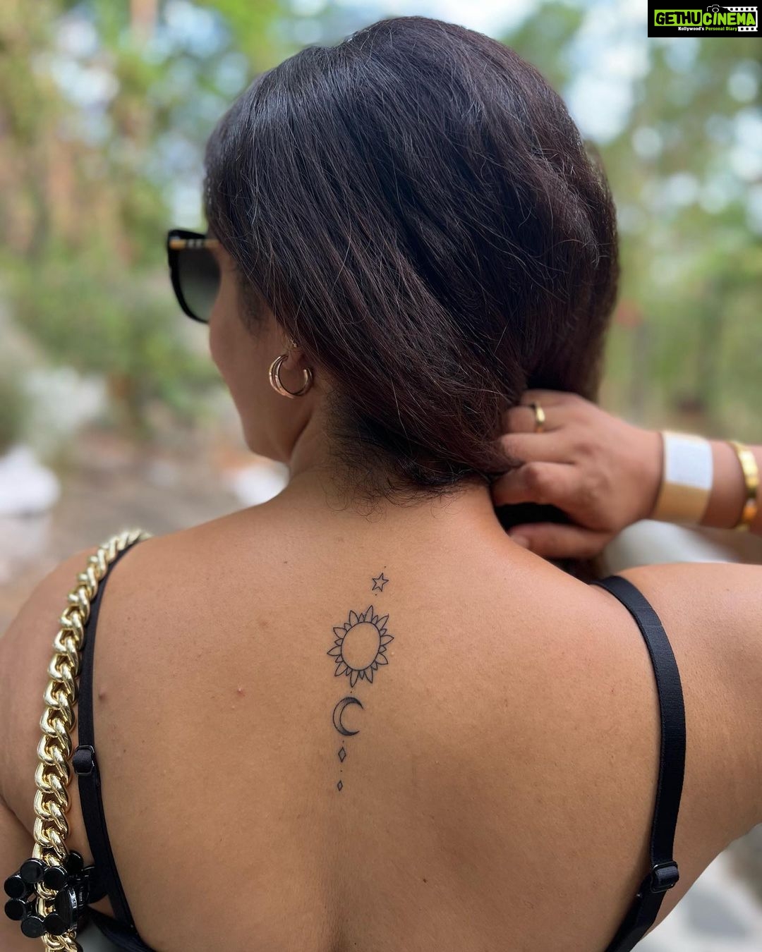 Hari Teja Instagram - I have the universe in me …♥️ #selflove♥️ got inked finally …my first tatto with my forever … @nithya_hari ♥️ #sun #moon #stars #solace #peace ✌️