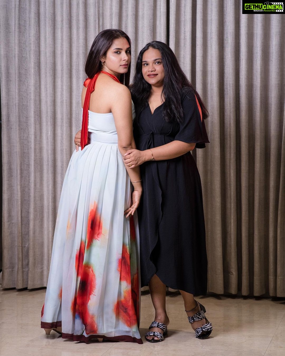 Hari Teja Instagram - Felt cute might not delete ever. 😂 Thank you for your wishes. Also Thank you @gaurinaidu for this amazing amazing dress❤️ Pc: @relivevisuals @whoisindrasena ❤️