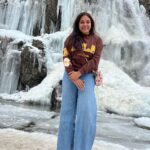 Hari Teja Instagram – Loved this beauty totally ❤️ most gorgeous waterfall I’ve ever seen… #kashmirlovers #drungwaterfall #naturelovers #peace #happiness ❤️ Drung