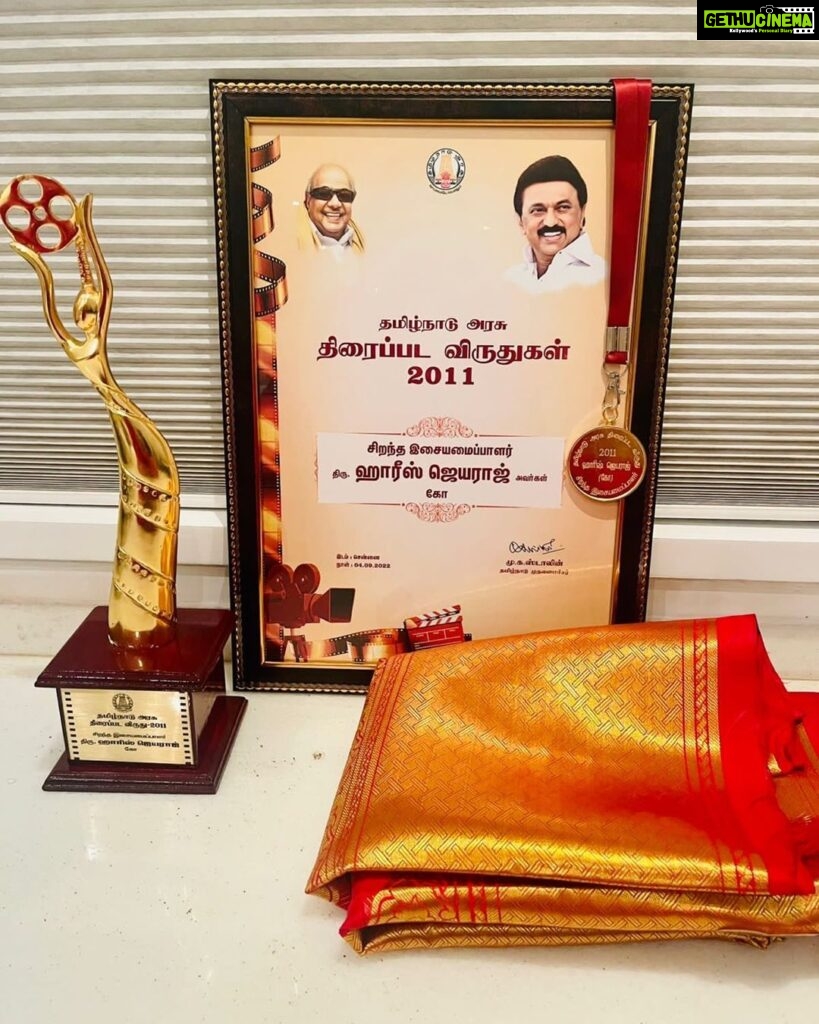 Harris Jayaraj Instagram - Thanks to the State Government for the “Best Music Director” award. I owe this award to Late KV Anand. Miss you !
