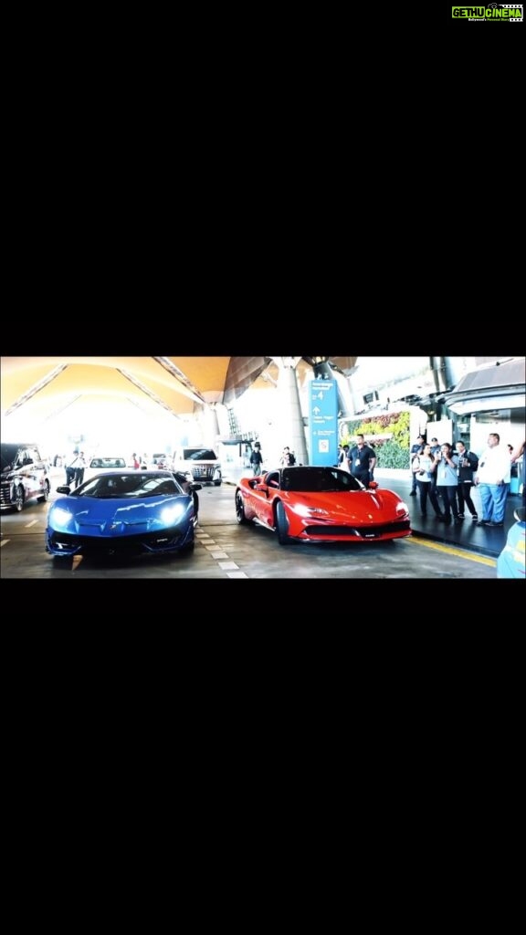 Harris Jayaraj Instagram - Drove the Ferrari SF90 Stradale from the airport to the hotel escorted by Malaysian Police. Thank you Malaysia and @malikstreams for your love and hospitality. #HeartsOfHarris2 Kuala Lampur, KL ,Malaysia