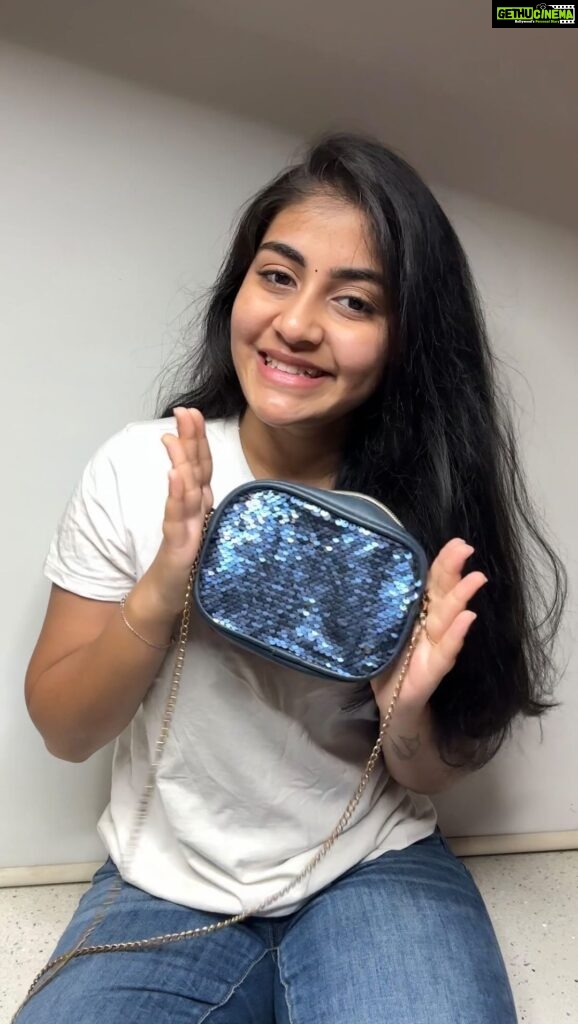 Hasini Anvi Instagram - When size really matters! Watch me take on the ultimate challenge of fitting my summer essentials into this tiny sling bag. My secret weapon, @officialrebalanz , the perfect low-sugar electrolyte drink, fits right in! #Energy #Hydration #Electrolytes #collaboration #hasinianvi