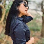 Hasini Anvi Instagram - Crazy hair, don't care.😌❤️ #hasinianvi ICFAI IFHE Deemed University Campus