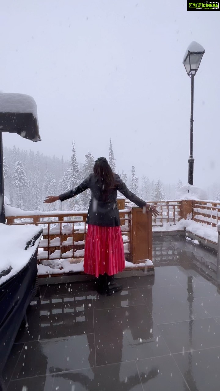 Himaja Instagram - 🥰Mandatory Montages VC @abhiram_inturi #happyday #kashmir #gulmarg #khyberhimalayanresort #primereels Khyber Himalayan resort and spa, Gulmarg