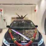 Himaja Instagram – Happy Sankranti Everyone 🥳  This is Sankranti Surprise to my Family.. Their comfort matters ❤️ And ofcourse this happens only with your wellwishes and blessings 😇 Love u all 🫂 #family #loveyouall❤️ #welcomehome #kiacarnival2023 #carlove #cars