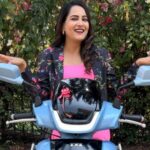 Himaja Instagram – My experience at TVS IQube Mega Delivery Event at Hyderabad  was Super where I witnessed the delivery of over 200 TVS iQube Electric Scooters and that’s not surprising because TVS iQube Electric is also Leading in the 2 wheeler Electric Vehicle category in Telegana because of their Brand Relaibility, Trust built over the years along with Providing Superior Customer Service.

The TVS iQube comes in 3 variants 
TVS iQube
TVS iQube S
TVS iQube ST 
With Super Cool Features like 

– Navigation assist
– Live Tracking
– Remote Charging  status
– Incoming Call Alert 
– DND mode
– Music Control
– Reverse parking assist and many more.
 
So what are you you waiting for? BOOK YOUR TEST RIDE TODAY
@TVSiQube #TvsiQubeMegaDelivery 
#SmartlySimple
