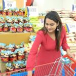 Himaja Instagram - Ugadi shopping was fun at smart_bazaar where I shopped my heart out from fruits, vegetables to gifts to clothes for family and friends. I am eagerly waiting for everyone to come for Ugadi. Shopped enough surprises for all. Time for some cooking - Did you shop at #SMARTBazaar? Go, shop for Ugadi, now