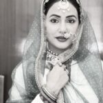 Hina Khan Instagram - Mai tenu Phir milaangi , Kitthe, kis tarha, pata nahi.. Par mai tenu phir milaangi..