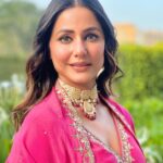 Hina Khan Instagram - Inauguration in Varanasi, So much to share.. shall post a reel soon.. from enjoying bhel on Ganga ghats to relishing katori chat in the local markets.. loved it all.. sharing soon Outfit @paulmiandharsh @viralmantra HMU @manishsharma96 @irshad__hair