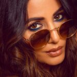 Hina Khan Instagram – 🤎

Face of the Month for: @facemag.in
Publisher: @harshithundet 
Creative Director: @farrahkader
Photographed by: @thebhupeshkalal
Stylist: @sameerkatariya92
Makeup Artist: @kanika.world
Hair Stylist: @dynamitepikachu
Asst. MUAH: @kayceesbeauty_bykritika 
Asst Creative Director: @haaute
Interview by: @tanishka.juneja
Location: @hotel_saharastar
Coordinated by: @volokal
Artist Management: @stellaartalent

Wardrobe 
Jewellery: @jawahriiofficial
Outfit: @geishadesigns
Sunglass: @bavincis.official 
Heels: @londonrag_in

www.facemagazine.in
#FaceMagazine