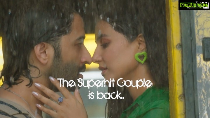 Hina Khan Instagram - The monsoons are here and so are we... Here’s the teaser of #BarsaatAaGayi. Full video out on 14th June at 11 am in the @vyrloriginals Youtube channel. #LoveSong #RainLover #NewSongAlert #TeaserOutNow @javedmohsin_official @shreyaghoshal @stebinben @kunaalvermaa @aditya_datt @mohsinshaikhmusic @javedmzk
