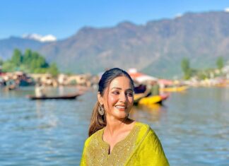 Hina Khan Instagram - This time was like a therapy, my shikara and dal lake..Eternally captivated by the rawness of this place #kashmir