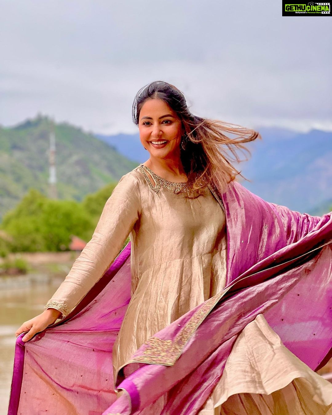 Hina Khan - 769.7K Likes - Most Liked Instagram Photos