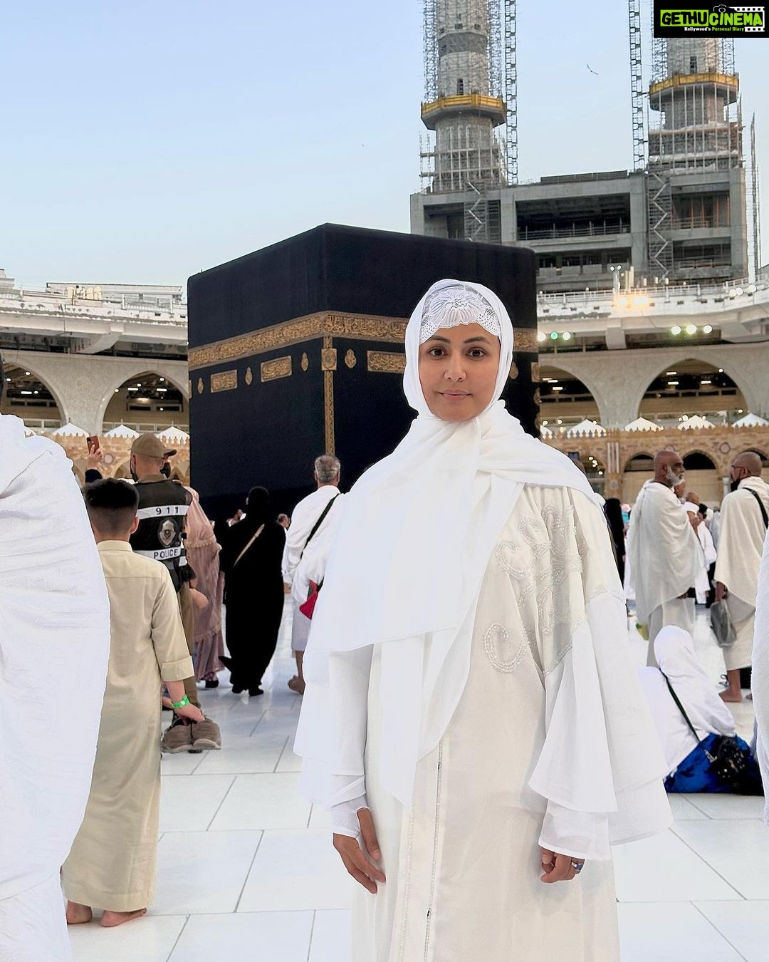Hina Khan - 1.1 Million Likes - Doosra umrah mukammal..
Mashallah Jazaakallah..
May Allah accept our umrah and dua.. Thank you Allah for making it easy for us all..
Thank you @alkhalidtours
To help us take this sacred journey to umrah.. 🧿🧿🧿