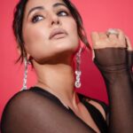 Hina Khan Instagram - 🖤