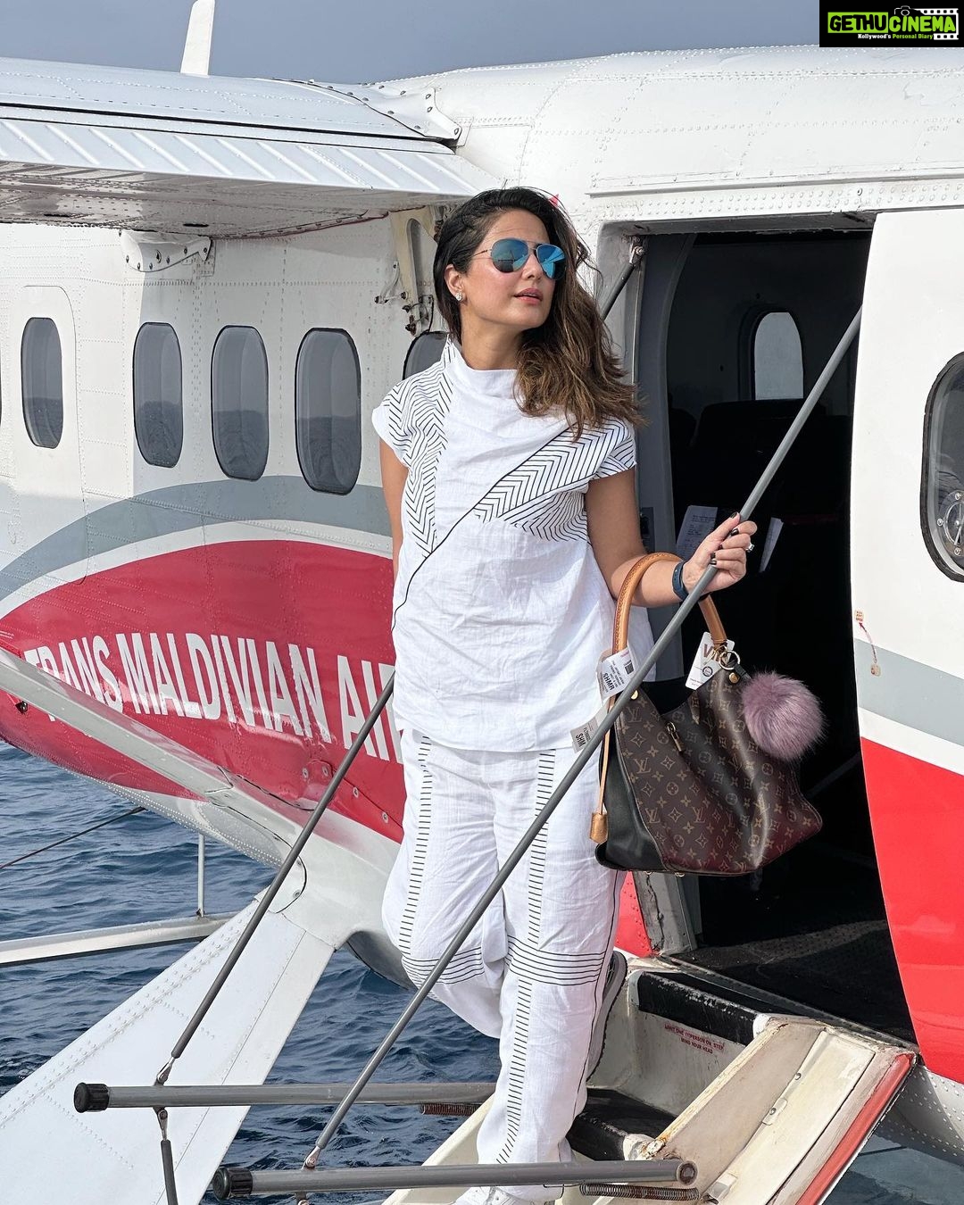 Hina Khan Instagram - A journey filled with warm welcome, accommodating service, exclusive access and luxurious flight is always guaranteed with TransMaldivian.. Thank you for everything.. @transmaldivian #transmaldivian #transmaldivian #travelconfidentlywithtma #tmaexperience