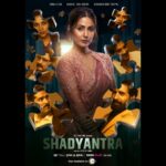 Hina Khan Instagram - #Shadyantra se behaal? Ya rach rahi hai Natasha khud ka koi jaal? Catch the #Premiere of Shadyantra on December 18 on @zee5 and at 2PM and 8PM on @tataplay Theatre Ch.No. 316. . . . #HinaKhan #KunaalRoyKapur #ChandanRoySanyal #Suspense #Thriller #Stage #Theatre #MurderMystery #ZeeTheatre #TheatreKid #WorldStage @iamroysanyal @realkunaalroykapur @shrutitheactor @desaianang @nandithay