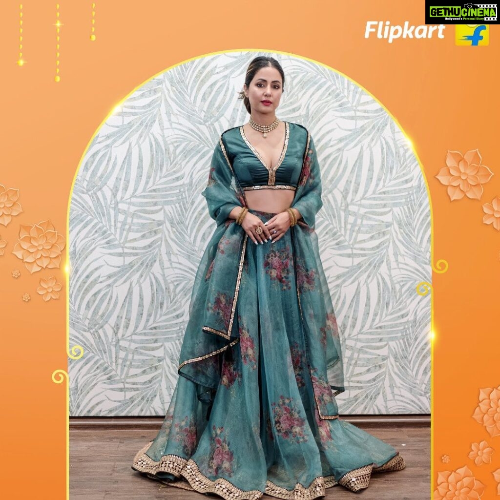 Hina Khan Instagram - @realhinakhan is on her way to make picture-perfect moments at her best friend’s wedding. Style #HarOccasionKaFashion and look like a sight to behold at every wedding function you attend with @flipkartlifestyle. Visit the Flipkart app to shop now. @flipkartlifestyle @flipkart