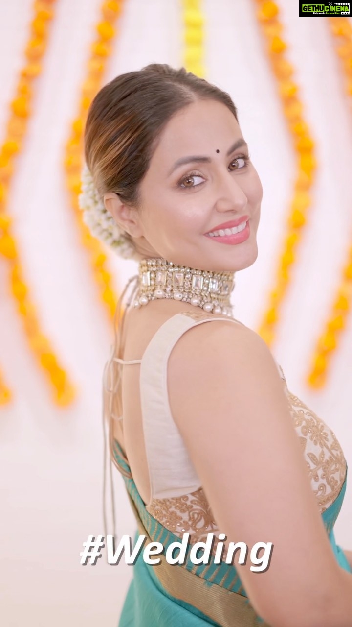 Hina Khan Instagram - Aapki khushiyon ka hum hissa bann naa chahte hai. Aur aapke gang ki wedding seflies ka bhi! Redefine gifting style for every occasion with @flipkartlifestyle #HarOccasionKaFashion #flipkartfashion #ethnicstyle