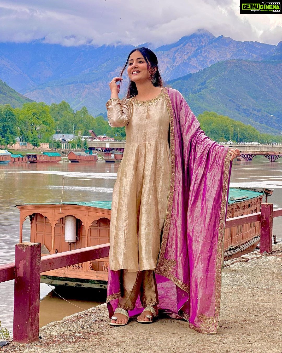 Hina Khan - 769.7K Likes - Most Liked Instagram Photos