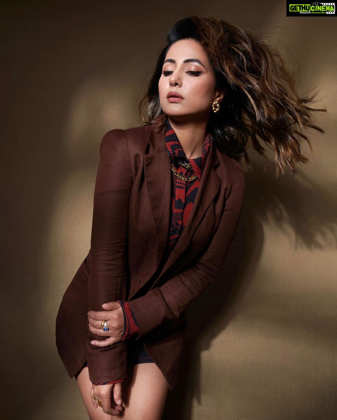 Hina Khan Instagram - Looks arenβt everything, but I have them, just in case πππ