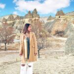 Hina Khan Instagram - If you never go, you will never know.. #wanderlusting #travelgram #traveltherapy #gocappadocia #türkiyetogether @goturkiye @turkiyetourism_in