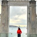 Hina Khan Instagram – When work is travel, fun is guaranteed.. #dolmabachepalace #galatatower #gotürkiye #istanbulisthenewcool @goturkiye @turkiyetourism_in