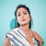 Hina Khan Instagram - 🩵