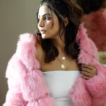 Hina Khan Instagram - “I think most people tend to forget that actors are, at the end of the day, just regular people. We, too, need all of what every human being needs—respect, space, freedom and, most importantly, compassion.” Introducing @realhinakhan as our #JuneCoverStar 💫 Stay tuned, there’s a lot more coming 👀 . . . . . Look 1 Bodysuit: @hunkemollerindia Jewelry: @priyaasijewelry Ring: @nihiraa_india Look 2 Earings: @ethnicandaz Look 3 Black Corset: @self_cntrd Blazer: @zabellaofficial Earrings: @curiocottagejewelry Bracelet: @priyaasijewelry Boots: @saintgworld Look 4 White Outfit: @zara Fur Jacket: @zabellaofficial Footwear: @rossobrunelloofficial Neckpiece: @priyaasijewelry . . . . Featuring - @realhinakhan Managing Editor - @cbdcruz Photographer - @amey_ghatge Director - @vishakhaakaushik DOP - @akshaynavlakhefilms Producer - @brandnbuzz @stellaartalent Stylist - @kansalsunakshi Style team - @harmeet_matta30 Makeup - @sachinmakeupartist1 Hair - @sankpalsavita Location - @hiltonmumbai Post Producer - @vasavi_ginodia Editor & Colourist - @gsvirkk Cover Design - @monakatona Cover Story by - @abhilashaa.tyagi Social media marketing - @shivanichatterjee @ekanshi.g Artist PR - @brandnbuzz Artist Management - @stellaartalent #HinaKhan #iDivaCoverStar
