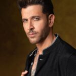 Hrithik Roshan Instagram – #IndiaInFashion at @nmacc.india ♥️

Outfit : @jade_bymk
Stylist : @lakshmilehr
Hair : @aalimhakim @smerchant5
Makeup : @vjypalande
Photographer : @beejlakhani

#NMACC