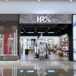 Hrithik Roshan Instagram - From digital to reality.. Dreams do come true! See you at the first ever HRX store, Bengaluru! ♥️ Congratulations to my incredible HRX team on this new milestone. Can’t wait to be there in person !! What fun. #GetFitWithHRX #HRXStores #KeepGoing @pmcbangalore