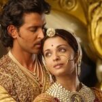 Hrithik Roshan Instagram - Happy Birthday @ashutoshgowariker. Thank you for trusting me with the monumental responsibility of being a part of Jodhaa Akbar. Your direction & my incredible co-stars will forever be cherished. #15yearsOfJodhaaAkbar