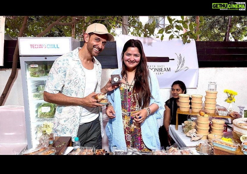 Hrithik Roshan Instagram - My heart's beaming with so much pride at @moonbeamthebakery today! Here's a #VocalForLocal story from my home & heart, my niece @suranika who bakes these delicious treats with utmost love. You go girl ♥