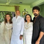 Huma Qureshi Instagram – The annual Eid photo of the Qureshi’s.. 
Slide 2 .. mom and dad with their favourite child 
Slide 3 … the madness behind that perfect family shot #EidMubarak #pyaar #blessed #duas #love 🧿 🤍😂❤️😇🌙🧿