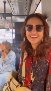 Huma Qureshi Instagram - Pls call me to organise ur next trip😜 #tourorganiser #motleycrew #friends #saniaevent #hyderabad