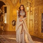 Huma Qureshi Instagram - Mera Noor Hai Mashoor 🌟 Thank you @abujanisandeepkhosla for making me look like a dream. @sharicsequeira you are amazing ❤️ Hello @aashimgulati 👋 Styling - @who_wore_what_when Photography- @chandrahas_prabhu Hair - @marcepedrozo Makeup - @ajayvrao721