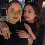 Huma Qureshi Instagram – Making our love insta official 😂😂😂 Happy Valentines Day @mirzasaniar ❤️ ( notice the ring 💍)