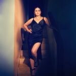 Huma Qureshi Instagram – Black Magic Woman 🖤

Dress – @zara 
Jewellery- @zariinjewelry 
Shoes – @aands_official 
Makeup – @ajayvrao721 
Hair – @rakshandairanimakeupandhair 
Styled by – @who_wore_what_when 
Photography – @rohnpingalay