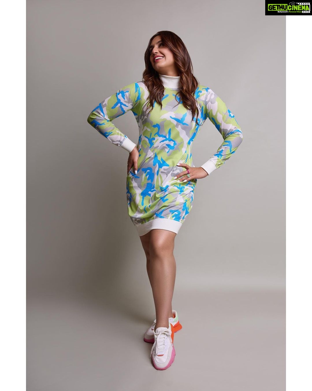 Huma Qureshi Instagram - Laugh A Lot. Laugh Out Loud. That’s the only way. Styled by : @sanamratansi Assisted by : @nirikshapoojary_ @keyurisangoi Outfit : @cilvrstudio Earring : @myrhabyrhea Rings : @radhikaagrawalstudio Photographer : @akshat_rastogi22 Nails @itssoezi