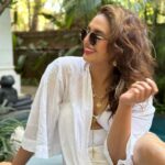Huma Qureshi Instagram - When my BAE comes over … it makes my heart sing 🤍 (only coz she takes the best pics) Photo Credit - @aslisona @baaleresortgoa #Baaleresortgoa #LuxuryVillas #LuxuryatBaale @alphabetmedia