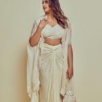 Huma Qureshi Instagram - Pure Pyaar 🤍 Outfit - @kamaalicouture Jewellery- @mayasanghavijewels Bag - @eena.official Makeup - @ajayvrao721 Hair @_hair.me.out._ Styled by - @who_wore_what_when Photography - @chandrahas_prabhu