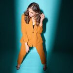 Huma Qureshi Instagram - Many Moods of Tarla 💥 Styled by : @sanamratansi Assisted by : @nirikshapoojary_ @ankitha_chauhan @sr_styleco Pant suit - @rsr_ritirahulshah Earrings : @misho_designs Photographer : @ayushguptaphoto Hair : @rakshandairanimakeupandhair Make up : @ajayvrao721 Nails : @itssoezi
